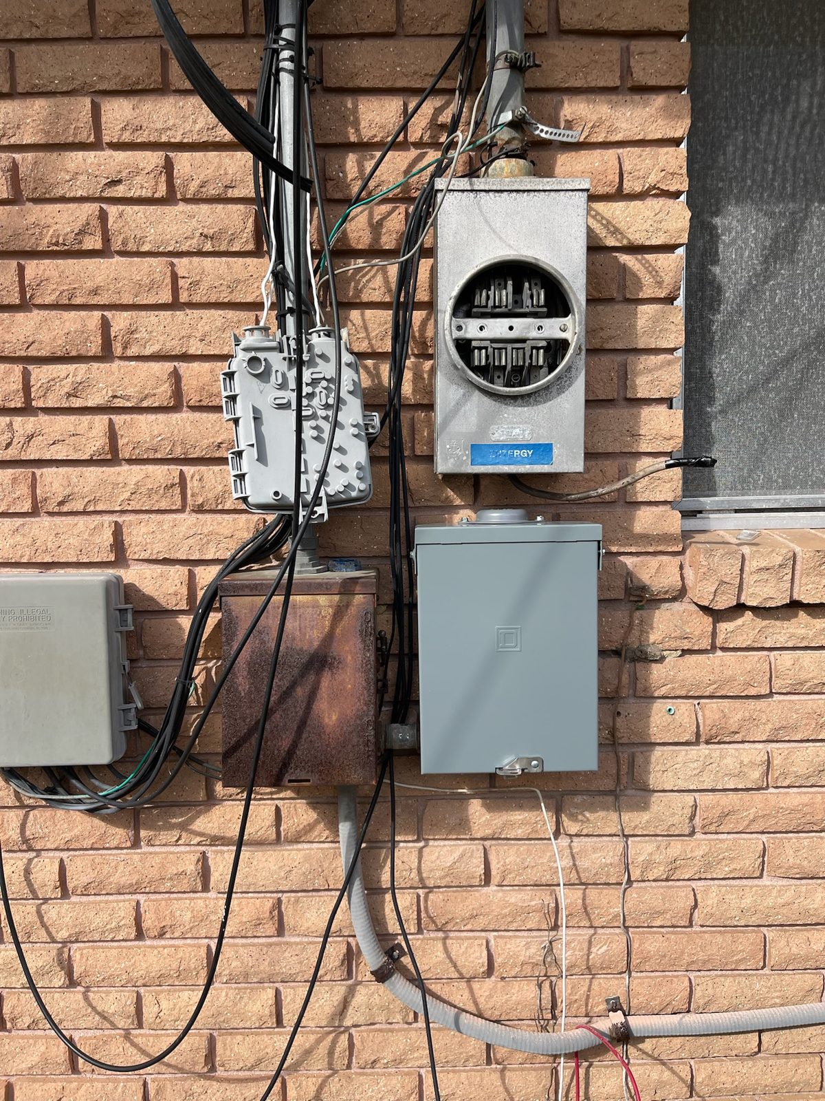 Salt Half-Panel Corrosion in Lumberton TX: Safeguard Your Home